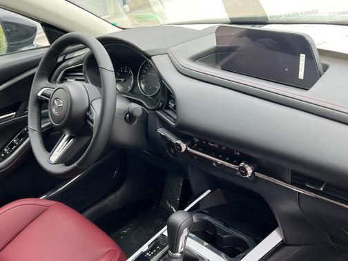 2025 Mazda CX-30 2.5 S Carbon Edition