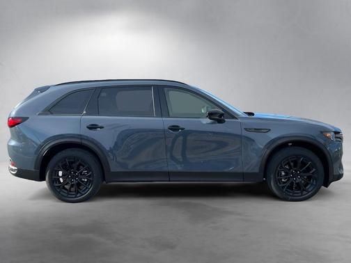 2026 Mazda CX-70 PLUS