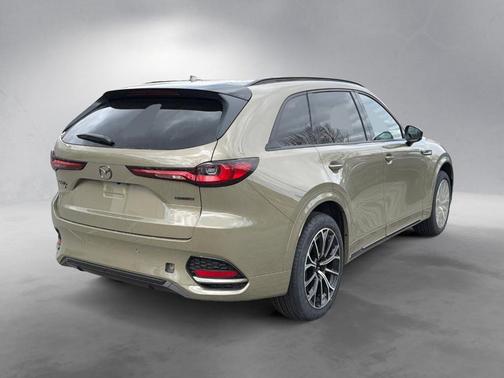 Zircon Sand Metallic 2026 Mazda CX-70 3.3 Turbo S Premium Plus Package