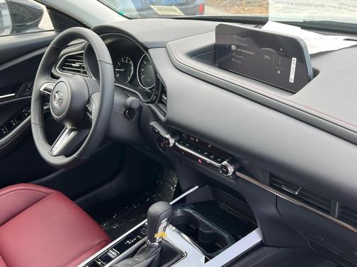2025 Mazda CX-30 2.5 S Carbon Edition