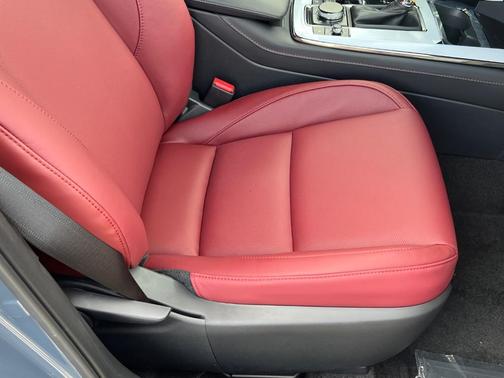 2025 Mazda CX-30 2.5 S Carbon Edition