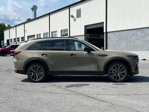 2025 Mazda CX-70 PHEV Premium Plus Package
