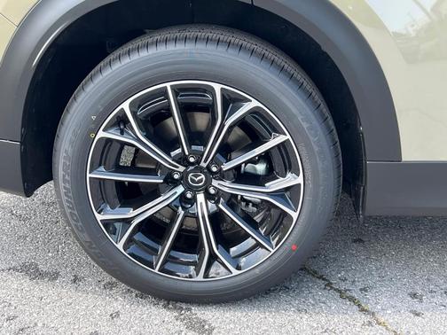 2025 Mazda CX-70 PHEV Premium Plus Package