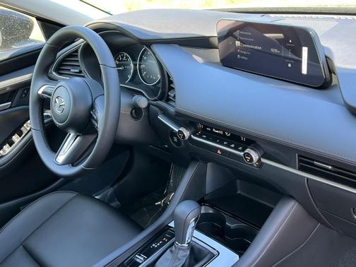 2025 Mazda Mazda3 FWD w/Select Package