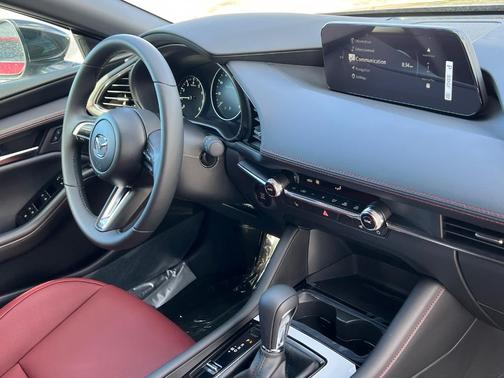 2025 Mazda Mazda3 2.5 S Carbon Edition