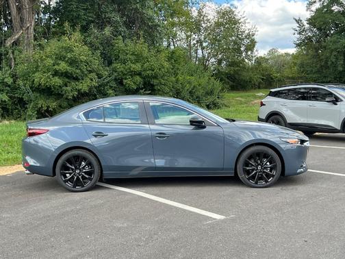 2025 Mazda Mazda3 2.5 S Carbon Edition