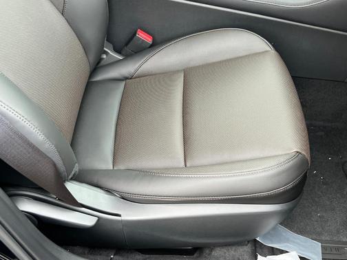 2025 Mazda Mazda3 AWD w/Premium Package