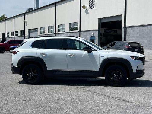 2025 Mazda CX-50 Hybrid Premium Package