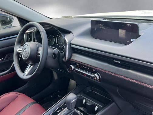 2026 Mazda CX-50 Premium Plus