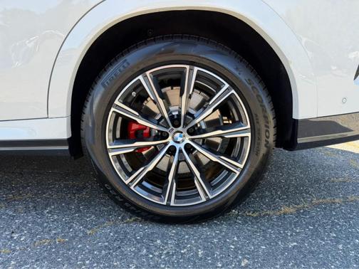 Alpine White 2026 BMW X6 M60i