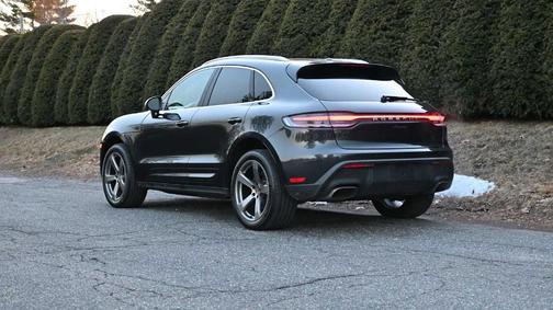 2024 Porsche Macan 