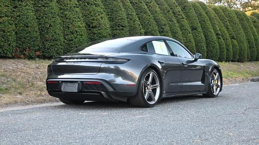 2020 Porsche Taycan Turbo S