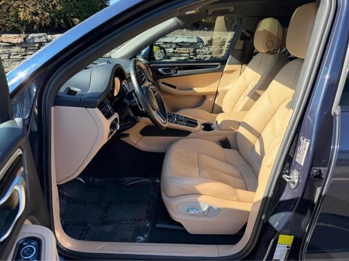 Blue 2021 Porsche Macan