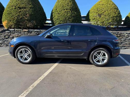 Blue 2021 Porsche Macan