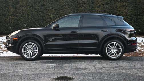 2022 Porsche Cayenne 