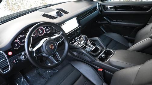 2022 Porsche Cayenne 