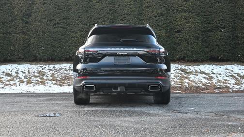 2022 Porsche Cayenne 