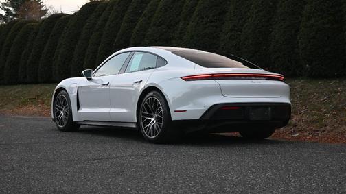 2021 Porsche Taycan 