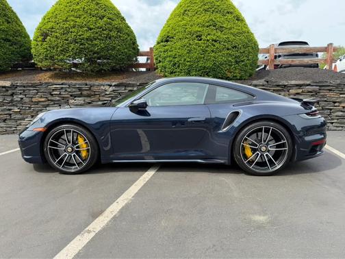 Night Blue Metallic 2021 Porsche 911 Turbo S