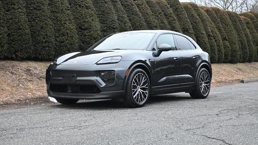 2025 Porsche Macan 4