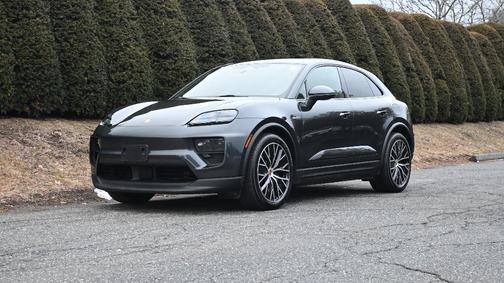 2025 Porsche Macan 4