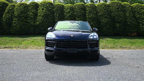 2022 Porsche Cayenne E-Hybrid Coupe Platinum Edition