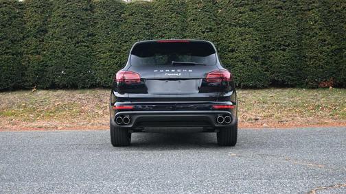 2018 Porsche Cayenne S Platinum Edition