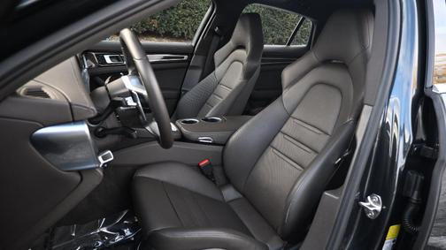2018 Porsche Panamera 4
