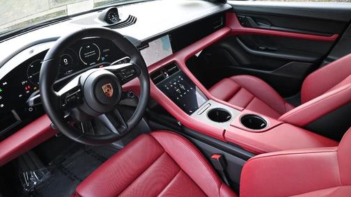 2020 Porsche Taycan Turbo