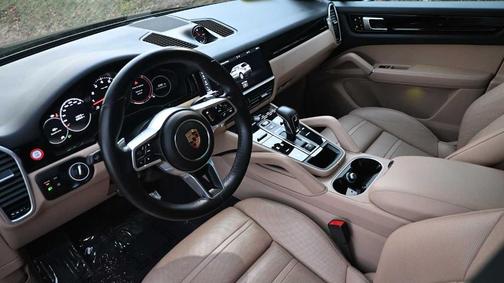 2020 Porsche Cayenne 
