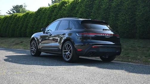 2022 Porsche Macan S