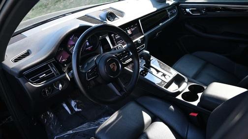 2022 Porsche Macan S