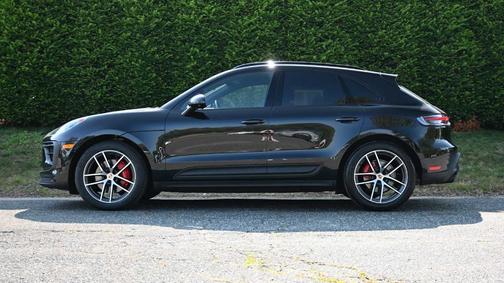 2022 Porsche Macan S