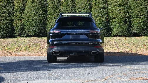 2022 Porsche Cayenne 
