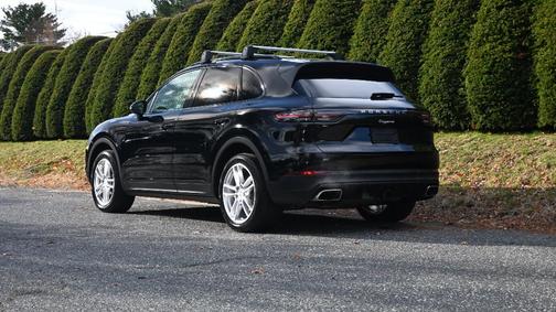 2022 Porsche Cayenne 