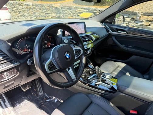 Carbon Black Metallic 2021 BMW X4 xDrive30i
