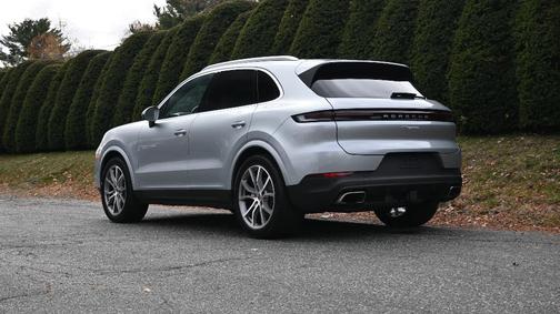 2025 Porsche Cayenne 