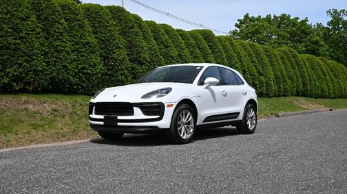 2022 Porsche Macan