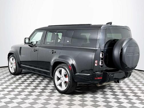 2024 Land Rover Defender P400 X