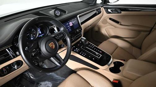 2024 Porsche Macan T