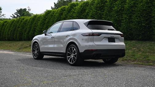 2022 Porsche Cayenne