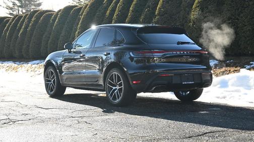 2025 Porsche Macan 