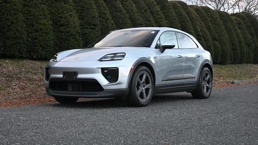 2024 Porsche Macan 4