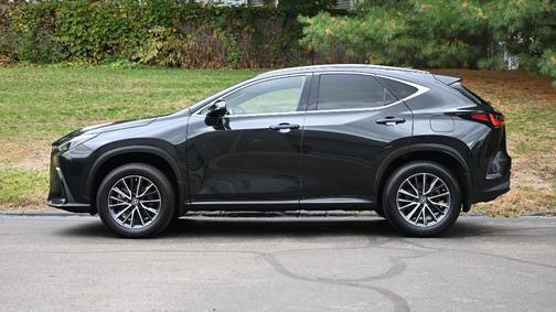 2023 Lexus NX 350h 