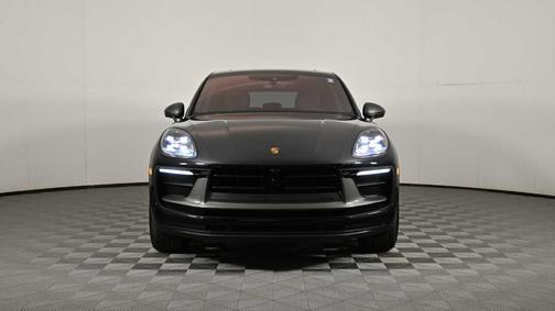 2023 Porsche Macan T