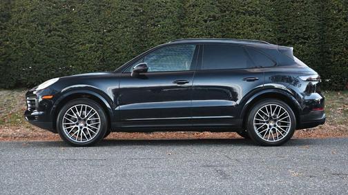 2022 Porsche Cayenne 