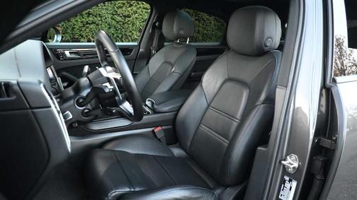 2020 Porsche Cayenne S Coupe AWD