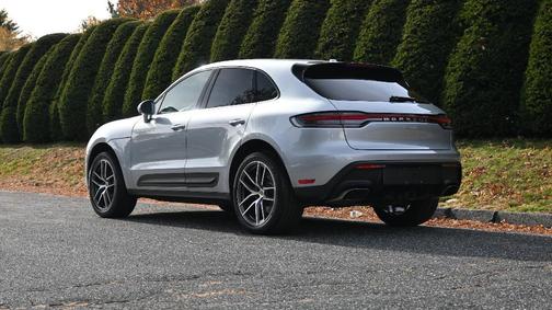 2024 Porsche Macan 
