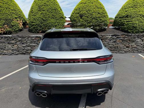 Dolomite Gray 2026 Porsche Macan