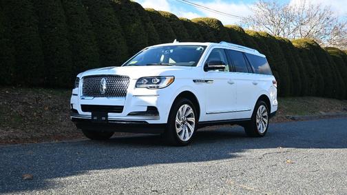 2024 Lincoln Navigator Premiere